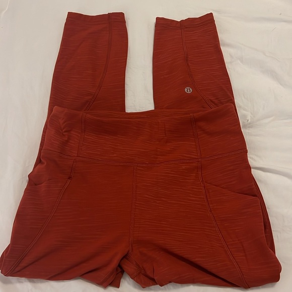 Lululemon Leggings Size 6 - Picture 2 of 6